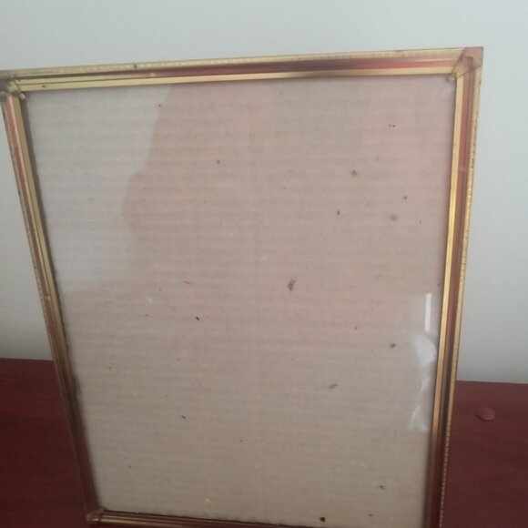 Vintage Brass 8x10 Picture Frame, texture backing - Picture 5 of 5